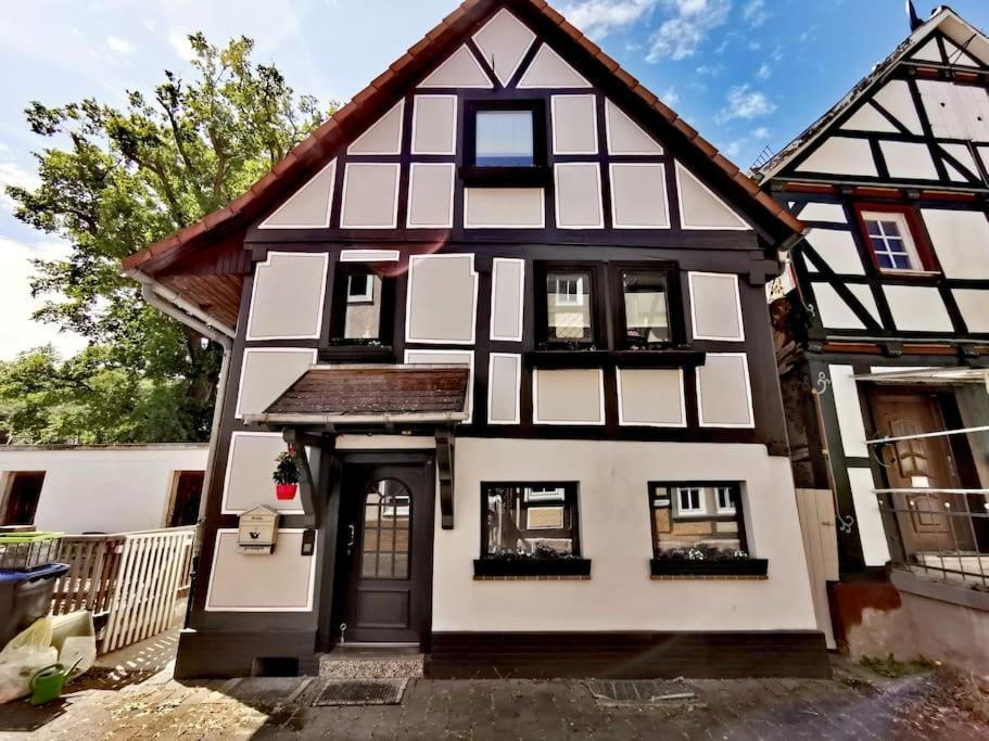 Fachwerkhaus Mitten In Der Altstadt - Ferien In Rotenburg Rotenburg an der Fulda Exterior foto